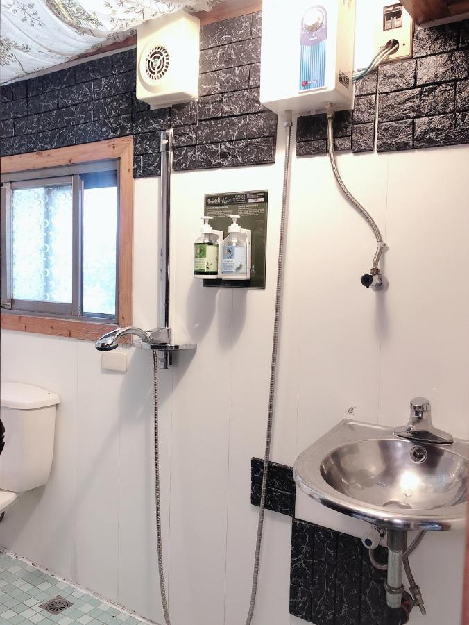 Appartement 噶瑪蘭ㄟ古厝 à Wujie Extérieur photo